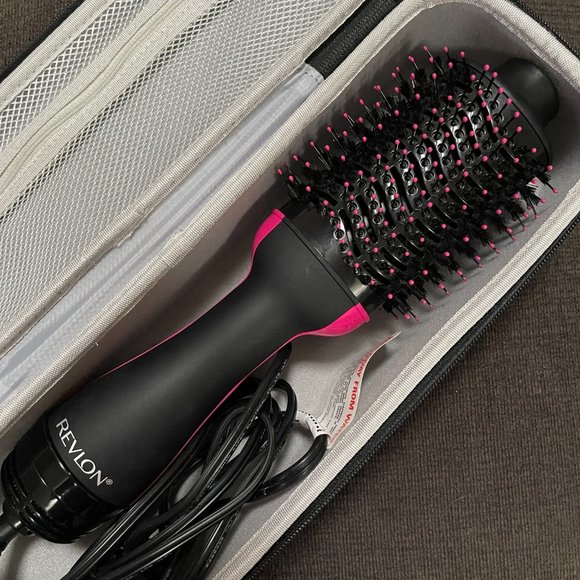 REVLON One-Step Volumizer Original Hair Dryer & Hot Air Brush with Hard Case - Picture 2 of 7
